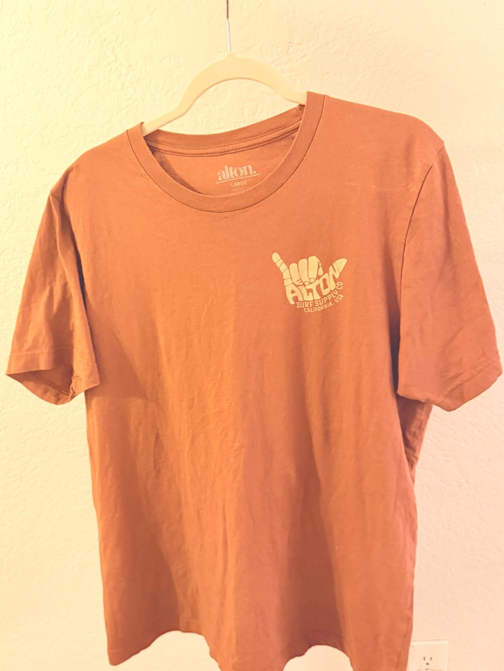 Alton Surf Brown Short-Sleeve Graphic Tee